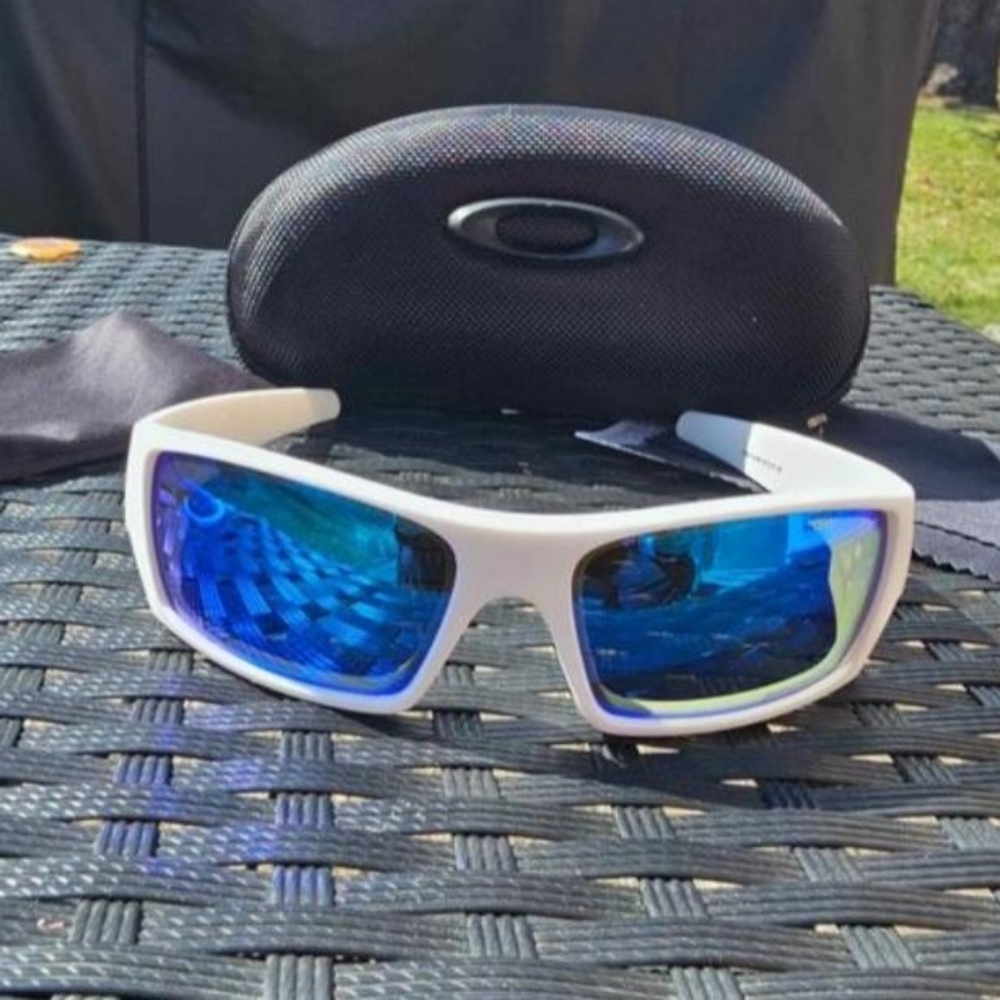 Oakley Gascan Sunglasses